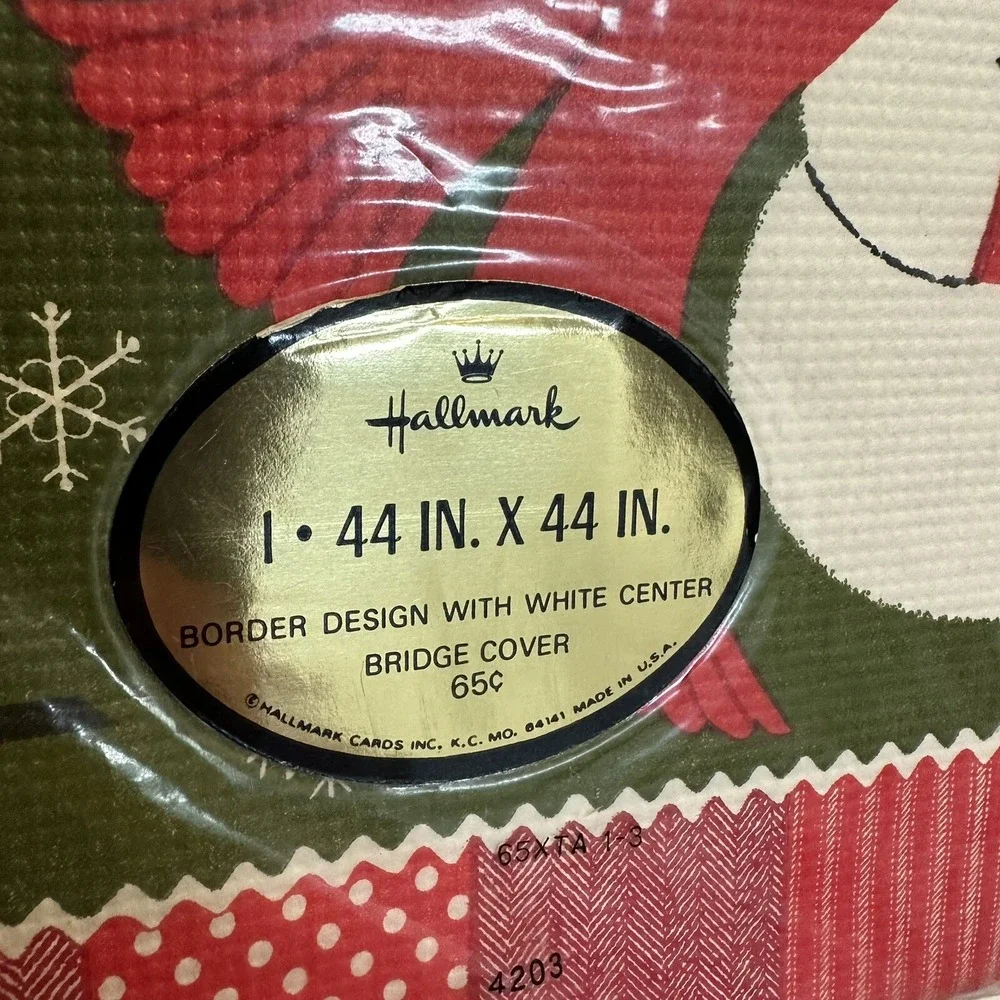 Vintage Hallmark Snowman Bird Christmas Paper Table Cover Tablecloth 44
